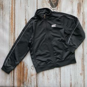 Nike black athletic jacket 5T